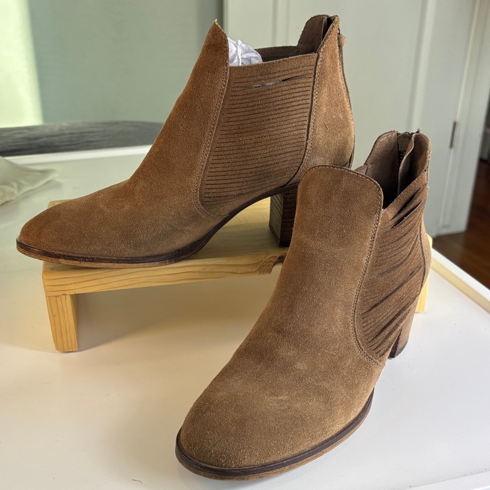 Baske California Size 10‎  Suede Ankle Boots Block Heel Brown Western Inspired